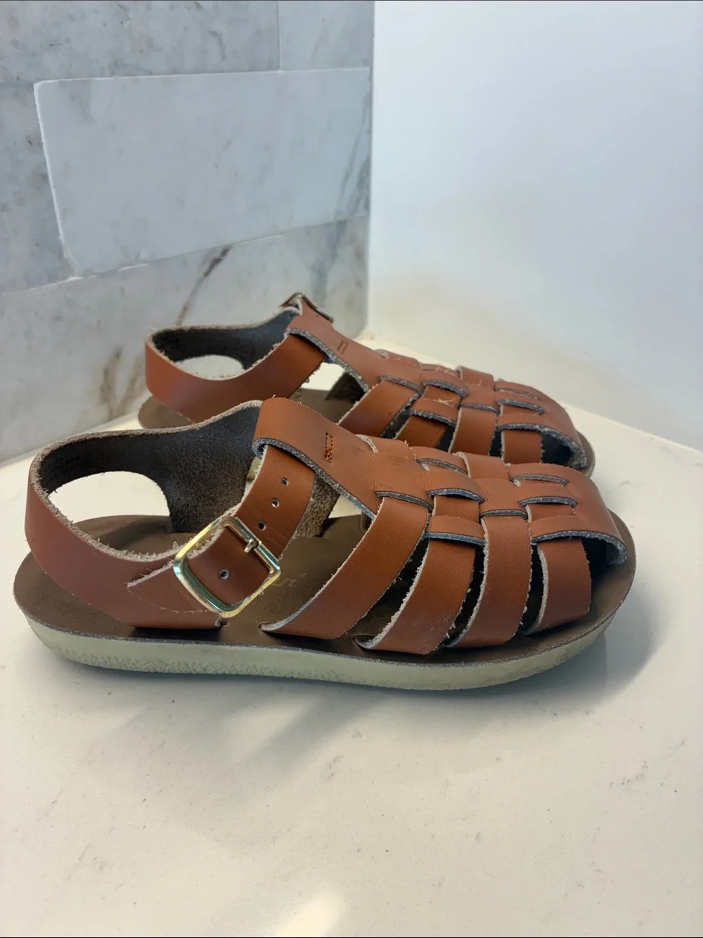 Saltwater Kids Brown Leather Fisherman Sandals with Buckle size 11
